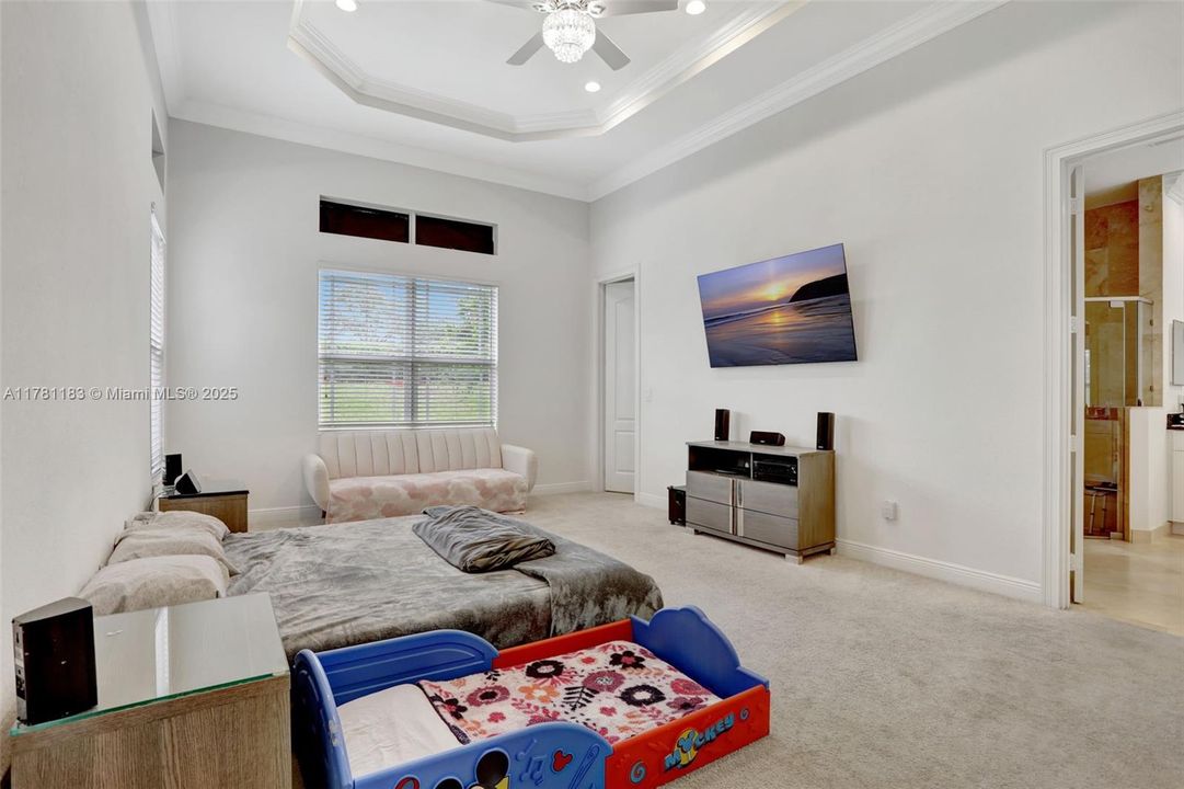 Recently Sold: $1,100,000 (5 beds, 4 baths, 3188 Square Feet)