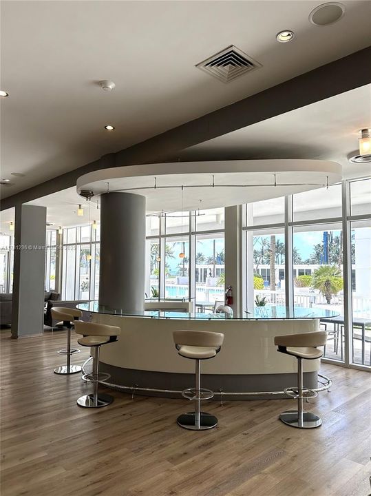 Vendido Recientemente: $460,000 (0 camas, 1 baños, 578 Pies cuadrados)