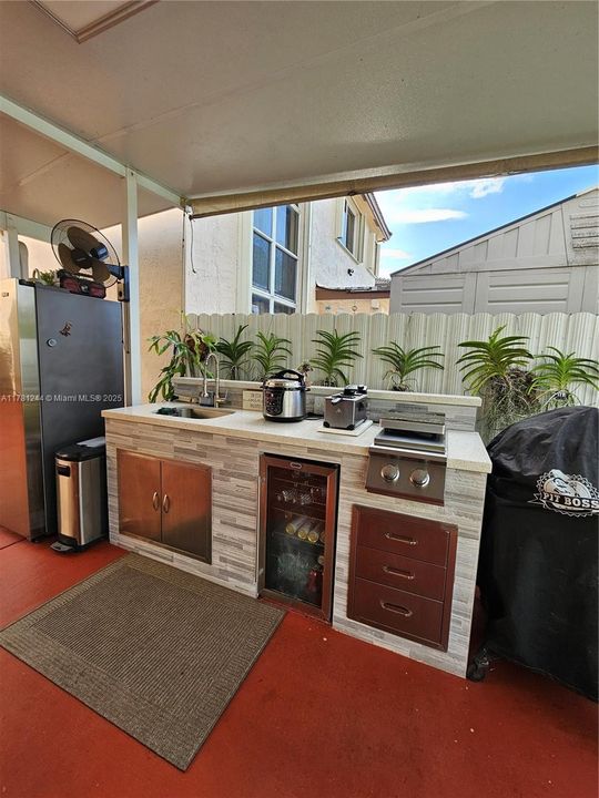 Recently Rented: $3,700 (3 beds, 2 baths, 1758 Square Feet)