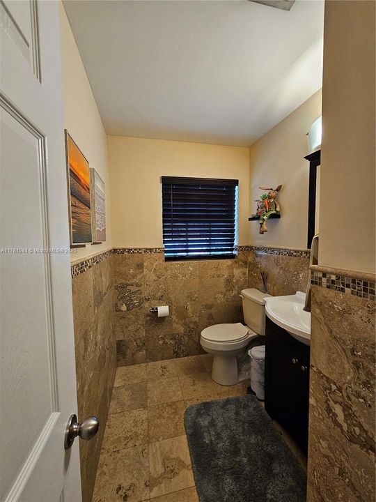 Recently Rented: $3,700 (3 beds, 2 baths, 1758 Square Feet)