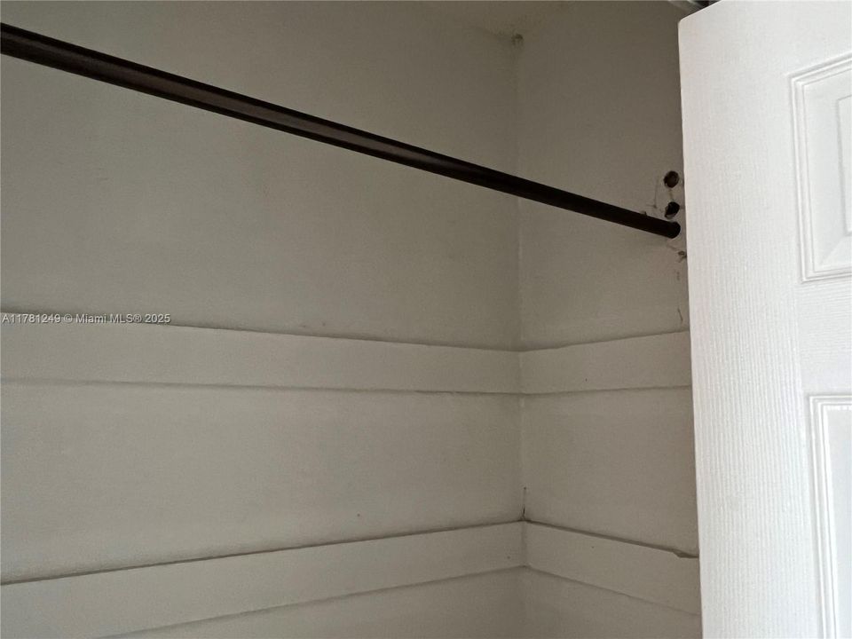 Recently Rented: $1,650 (1 beds, 1 baths, 792 Square Feet)