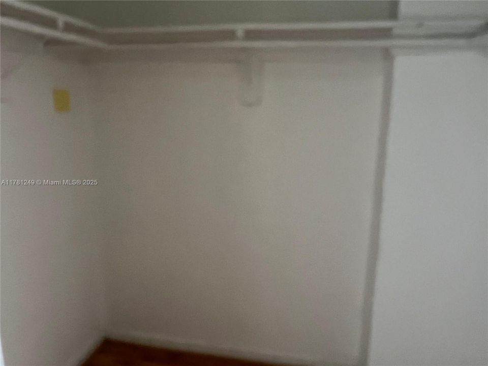 Recently Rented: $1,650 (1 beds, 1 baths, 792 Square Feet)