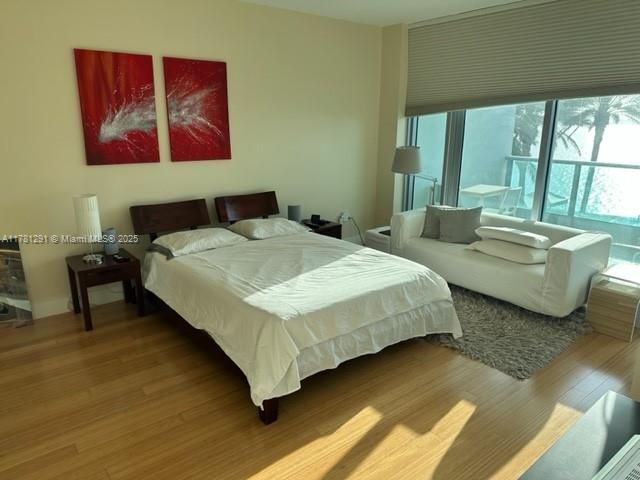 Recently Rented: $4,900 (1 beds, 1 baths, 1135 Square Feet)