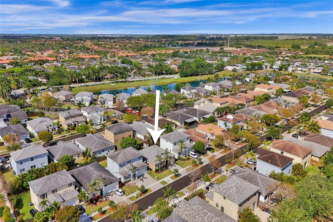 Recently Sold: $480,000 (3 beds, 2 baths, 1678 Square Feet)