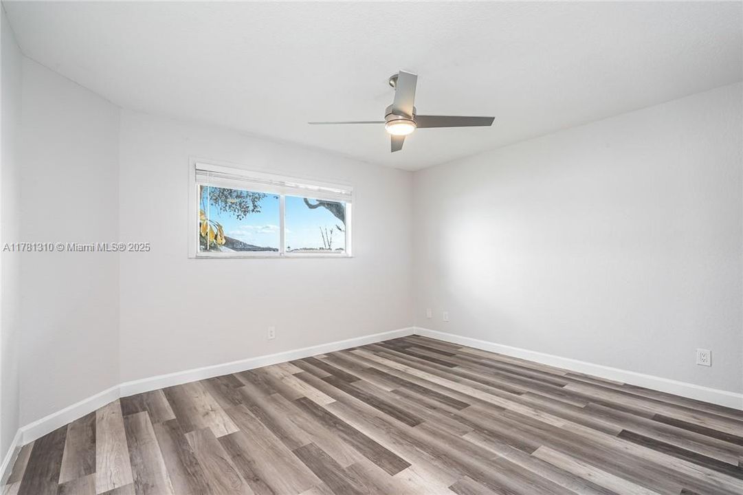 最近租的: $2,400 (2 贝兹, 2 浴室, 1020 平方英尺)