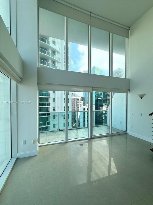 最近租的: $3,850 (2 贝兹, 2 浴室, 1267 平方英尺)