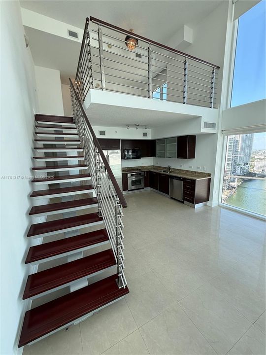 最近租的: $3,850 (2 贝兹, 2 浴室, 1267 平方英尺)