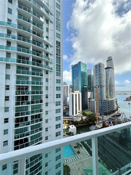 最近租的: $3,850 (2 贝兹, 2 浴室, 1267 平方英尺)