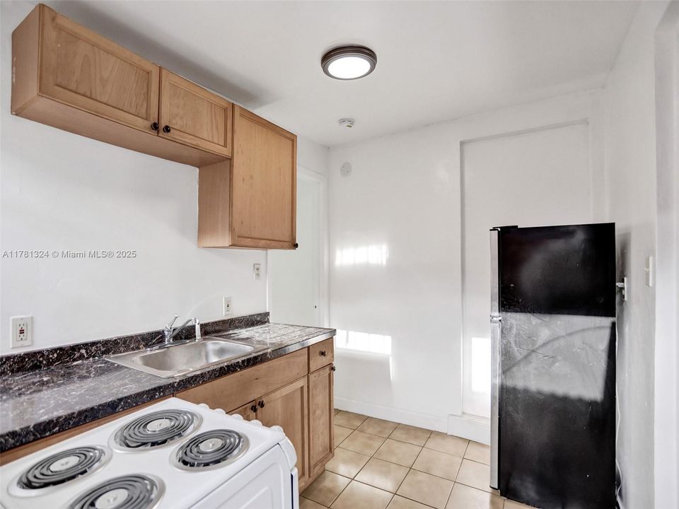 Recently Sold: $499,900 (3 beds, 2 baths, 1733 Square Feet)