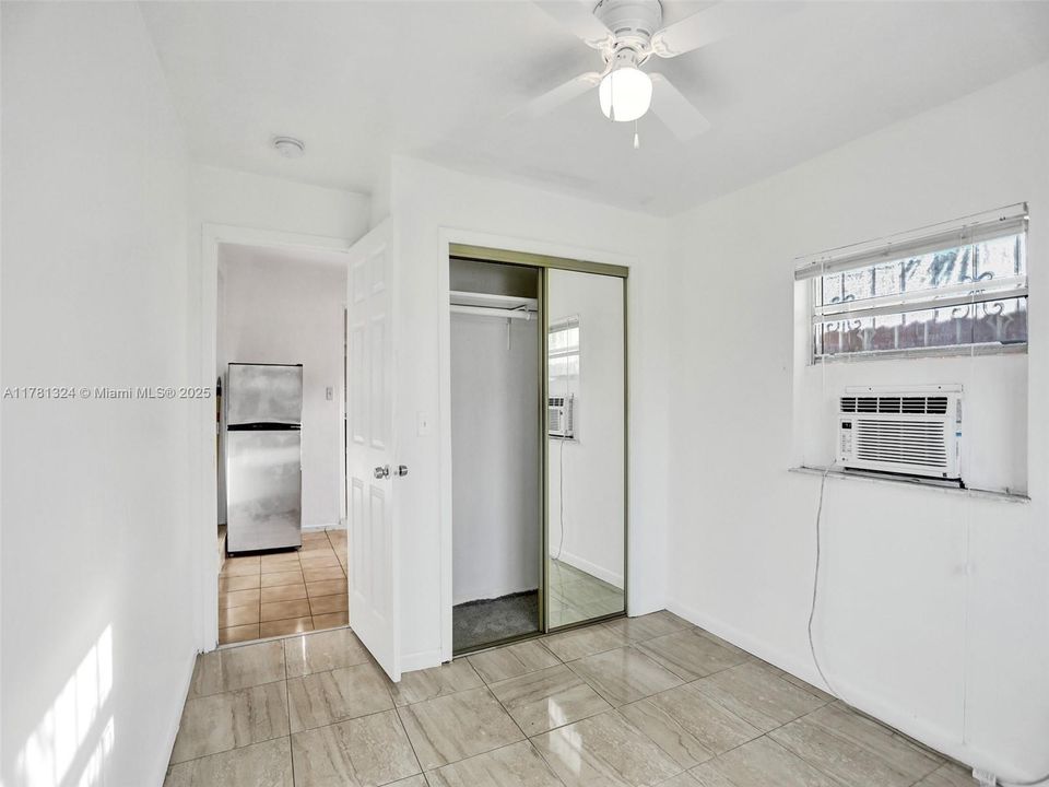 Recently Sold: $499,900 (3 beds, 2 baths, 1733 Square Feet)