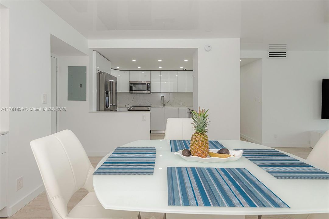 For Sale: $769,990 (2 beds, 2 baths, 1357 Square Feet)