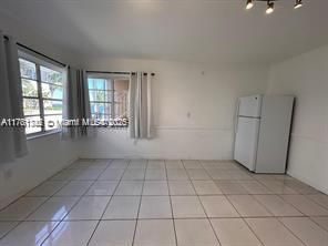 For Sale: $340,000 (0 beds, 1 baths, 328 Square Feet)