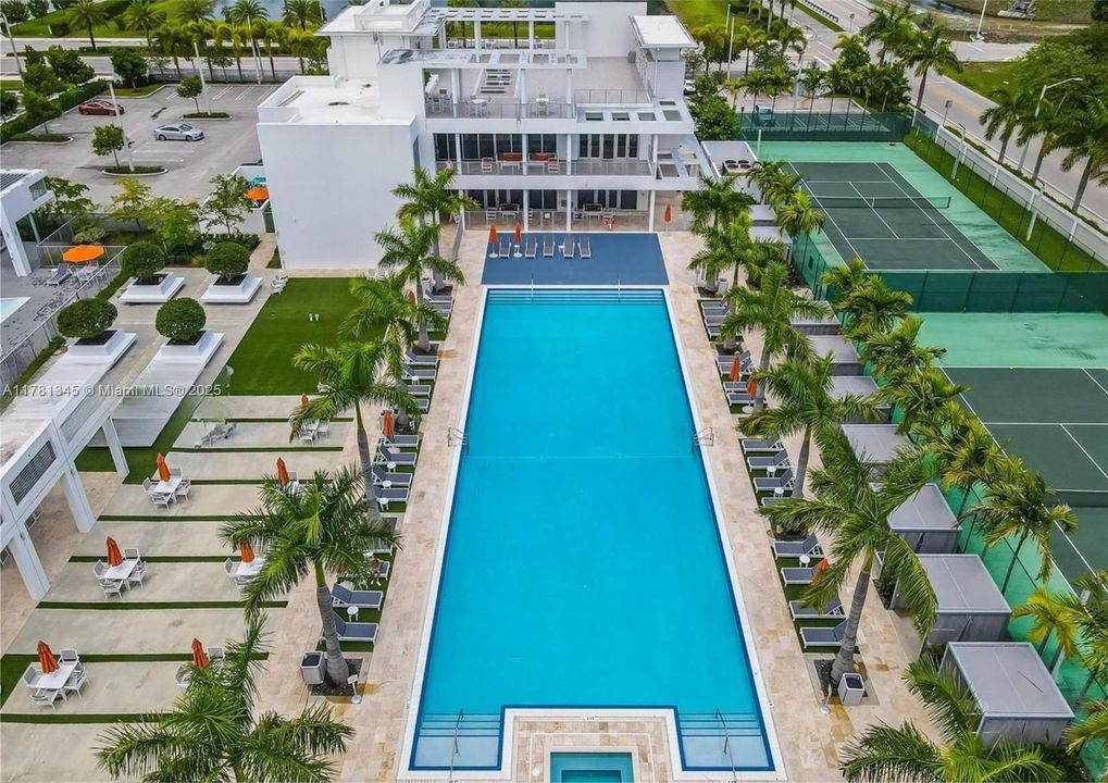 Recientemente alquilado: $3,300 (3 camas, 2 baños, 1351 Pies cuadrados)