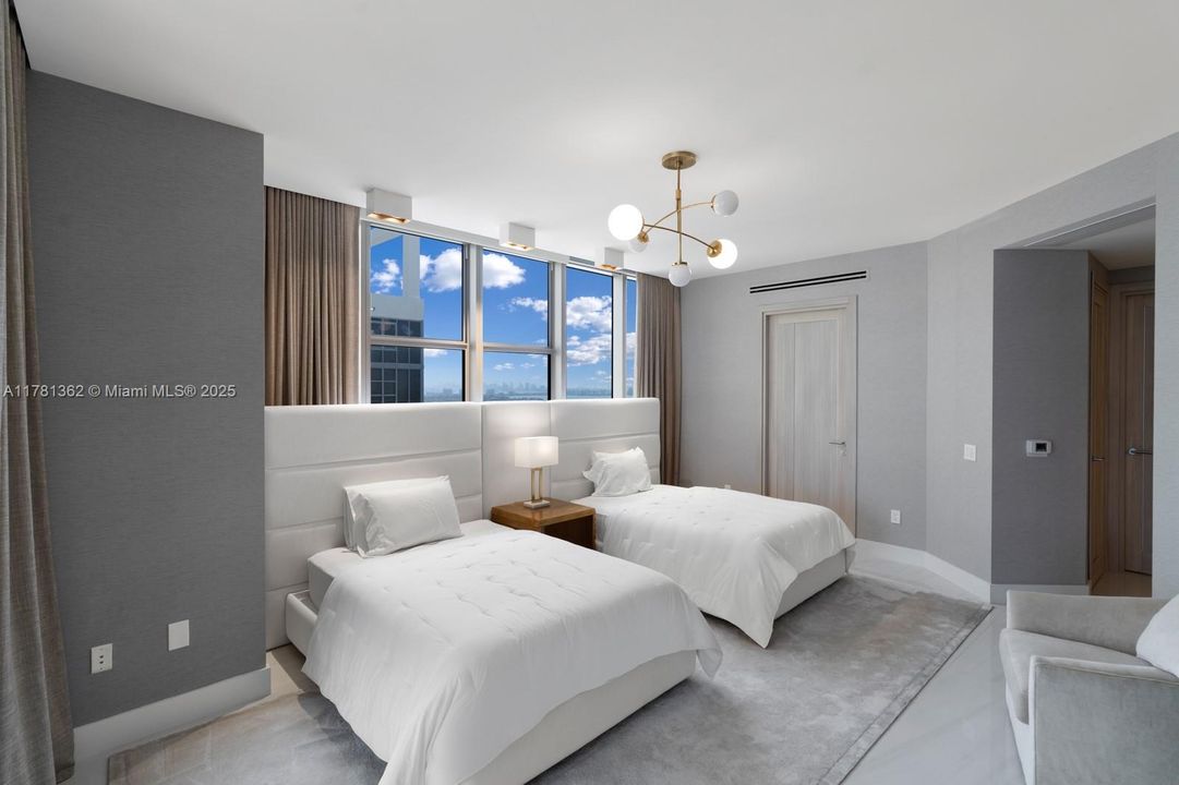 En Venta: $10,995,000 (3 camas, 3 baños, 3688 Pies cuadrados)