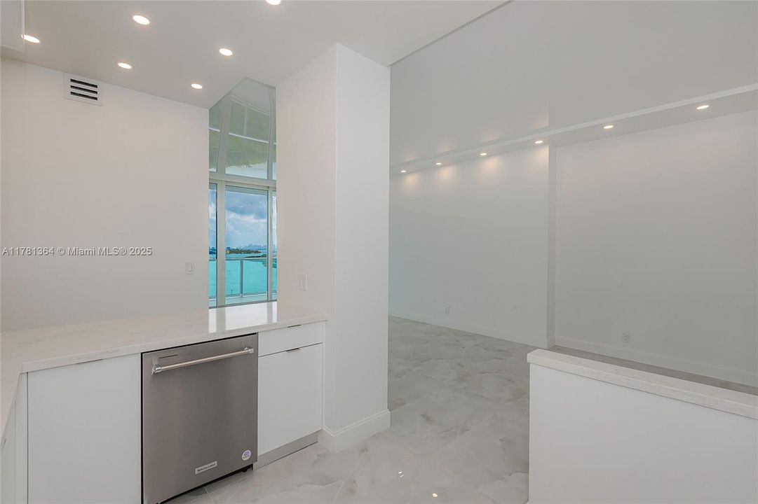 For Sale: $899,990 (2 beds, 2 baths, 1357 Square Feet)