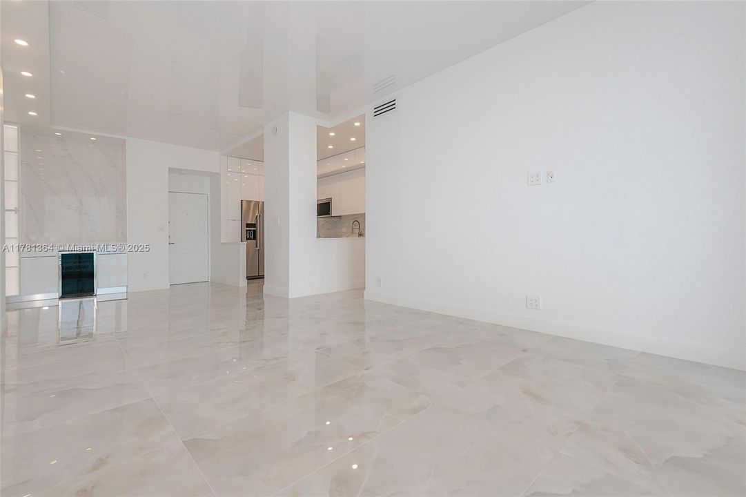 For Sale: $899,990 (2 beds, 2 baths, 1357 Square Feet)