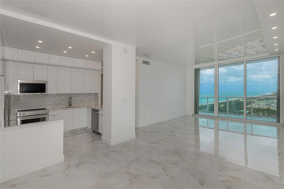 For Sale: $899,990 (2 beds, 2 baths, 1357 Square Feet)