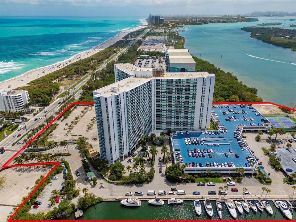 For Sale: $899,990 (2 beds, 2 baths, 1357 Square Feet)