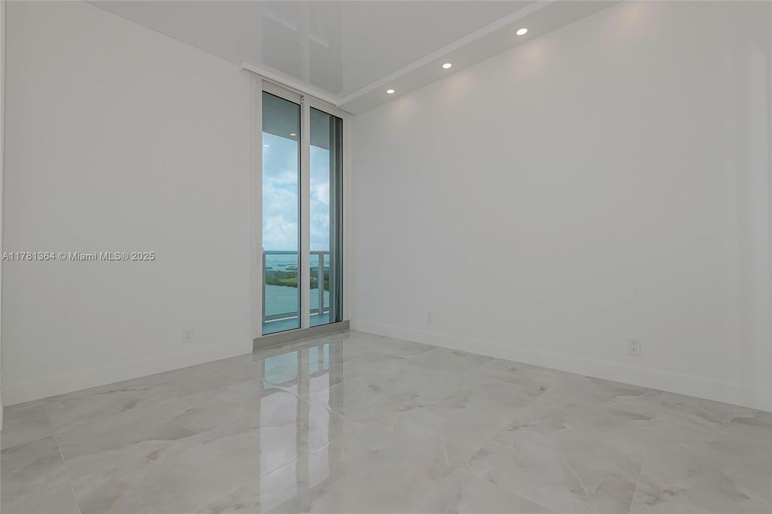 For Sale: $899,990 (2 beds, 2 baths, 1357 Square Feet)