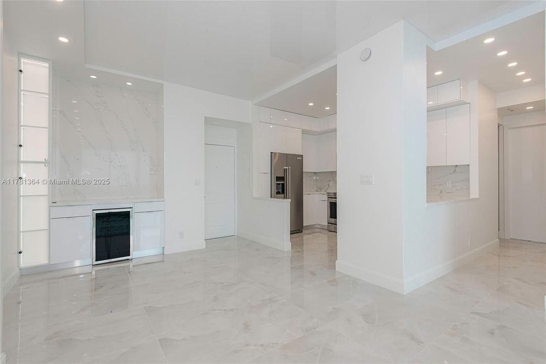 For Sale: $899,990 (2 beds, 2 baths, 1357 Square Feet)