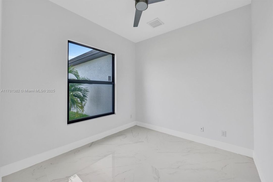 Recently Rented: $3,000 (3 beds, 3 baths, 2138 Square Feet)