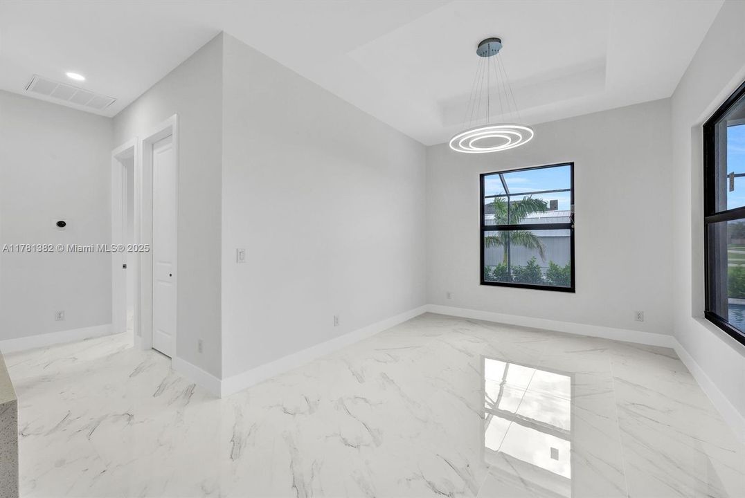 Recently Rented: $3,000 (3 beds, 3 baths, 2138 Square Feet)