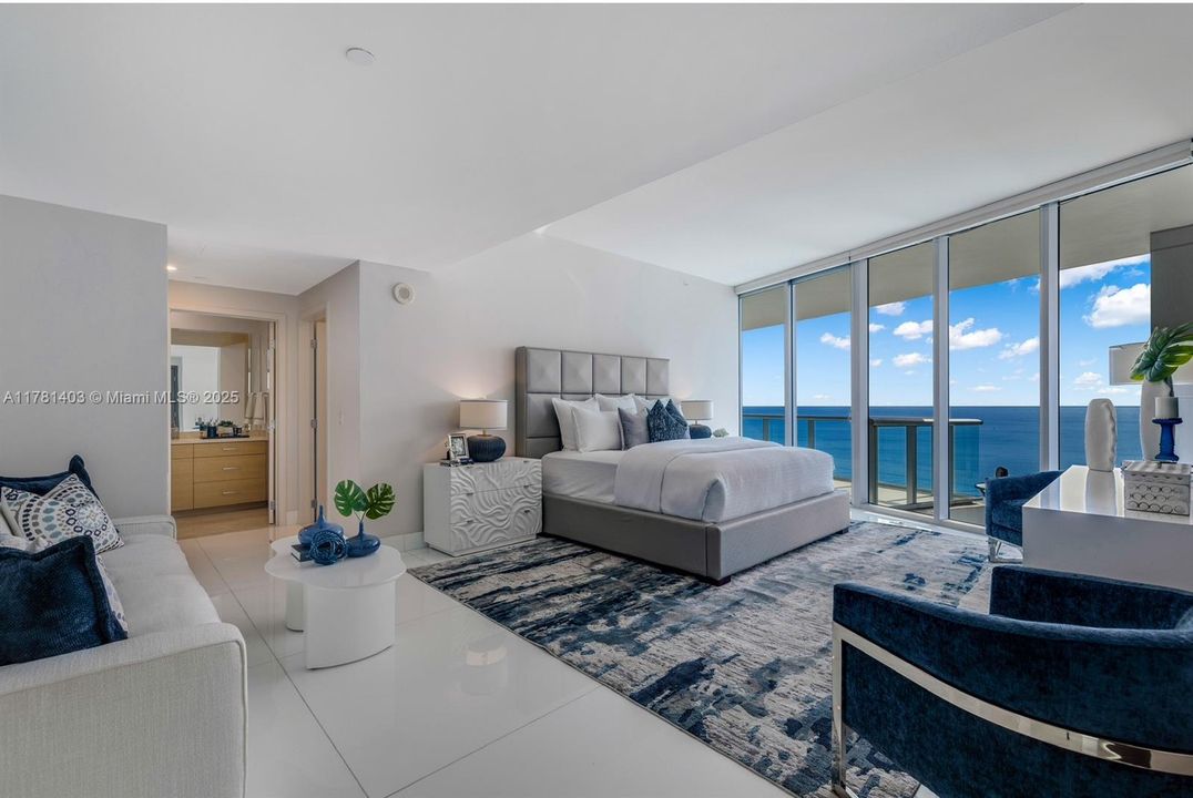 Vendido Recientemente: $4,650,000 (4 camas, 6 baños, 4141 Pies cuadrados)