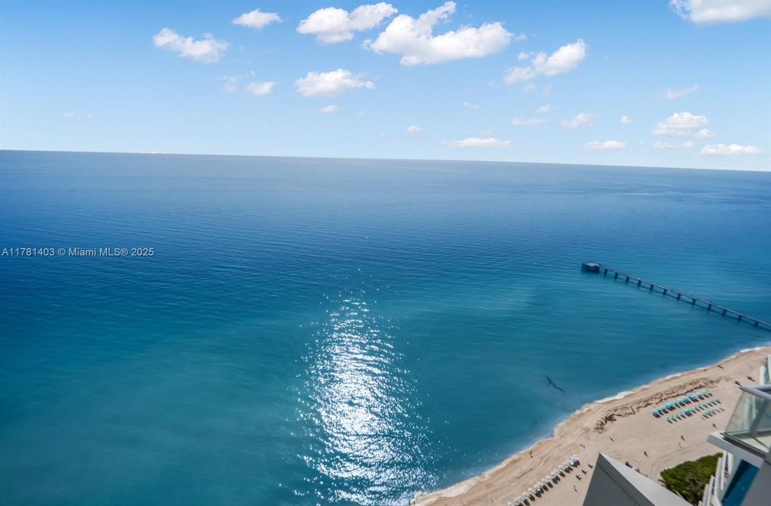 Vendido Recientemente: $4,650,000 (4 camas, 6 baños, 4141 Pies cuadrados)