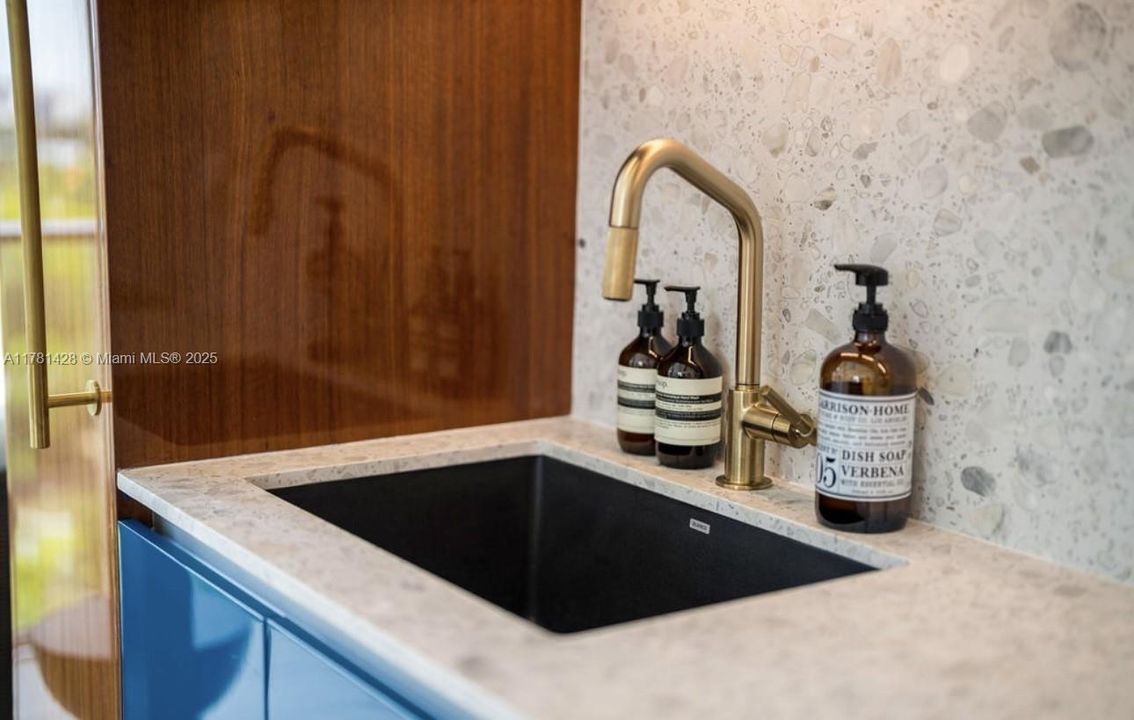 En Venta: $1,950,000 (2 camas, 2 baños, 0 Pies cuadrados)