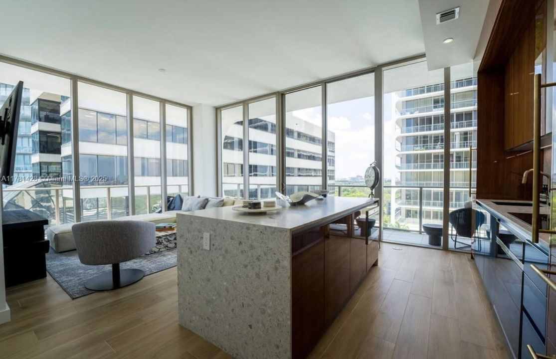 En Venta: $1,950,000 (2 camas, 2 baños, 0 Pies cuadrados)