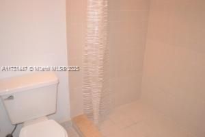 Vendido Recientemente: $297,000 (2 camas, 2 baños, 938 Pies cuadrados)