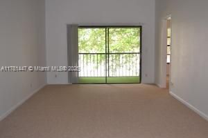 Vendido Recientemente: $297,000 (2 camas, 2 baños, 938 Pies cuadrados)