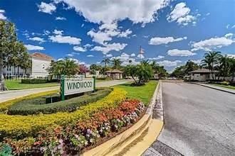 Vendido Recientemente: $297,000 (2 camas, 2 baños, 938 Pies cuadrados)