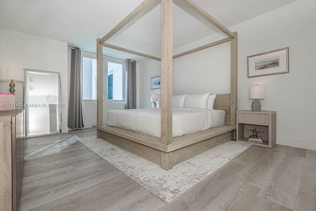 На продажу: $1,399,000 (1 спален, 1 ванн, 900 Квадратных фут)