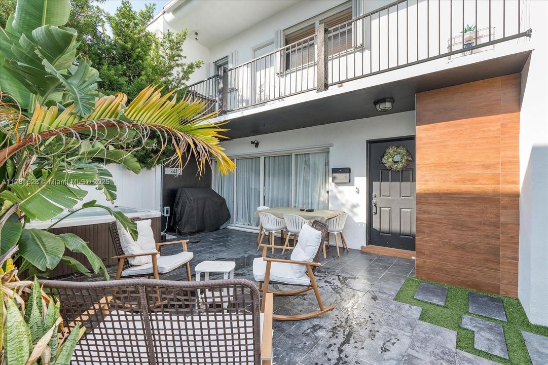 最近租的: $5,300 (3 贝兹, 2 浴室, 1632 平方英尺)