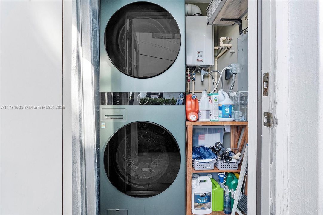 最近租的: $5,300 (3 贝兹, 2 浴室, 1632 平方英尺)