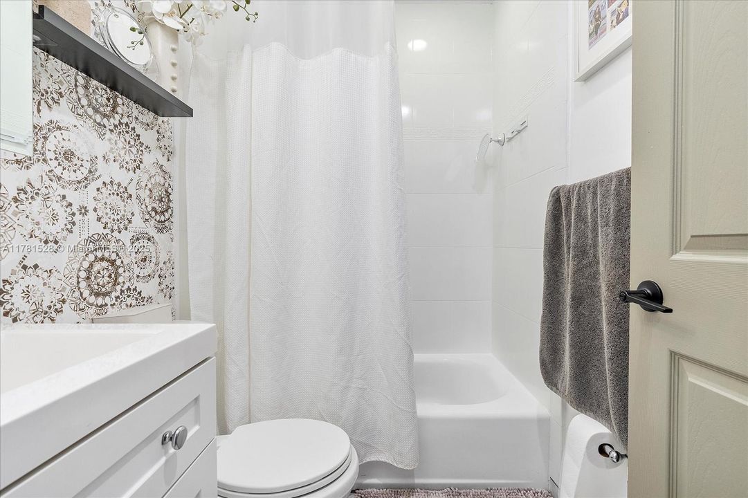 最近租的: $5,300 (3 贝兹, 2 浴室, 1632 平方英尺)