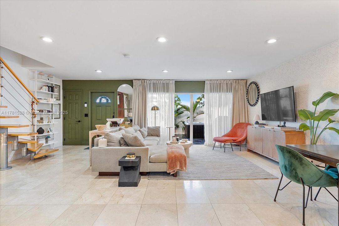 最近租的: $5,300 (3 贝兹, 2 浴室, 1632 平方英尺)