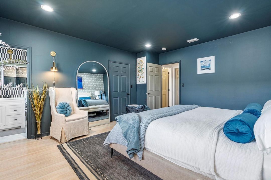 最近租的: $5,300 (3 贝兹, 2 浴室, 1632 平方英尺)