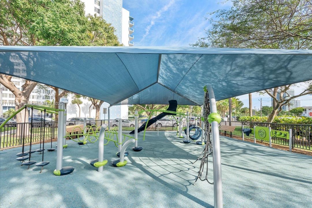 最近租的: $5,300 (3 贝兹, 2 浴室, 1632 平方英尺)