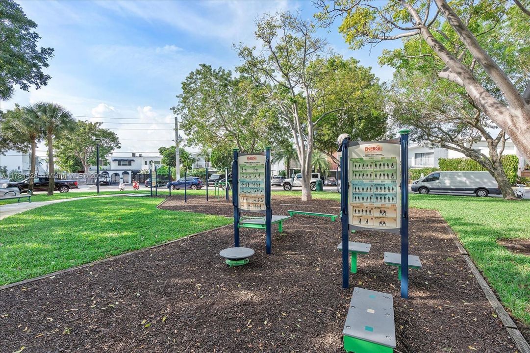 最近租的: $5,300 (3 贝兹, 2 浴室, 1632 平方英尺)