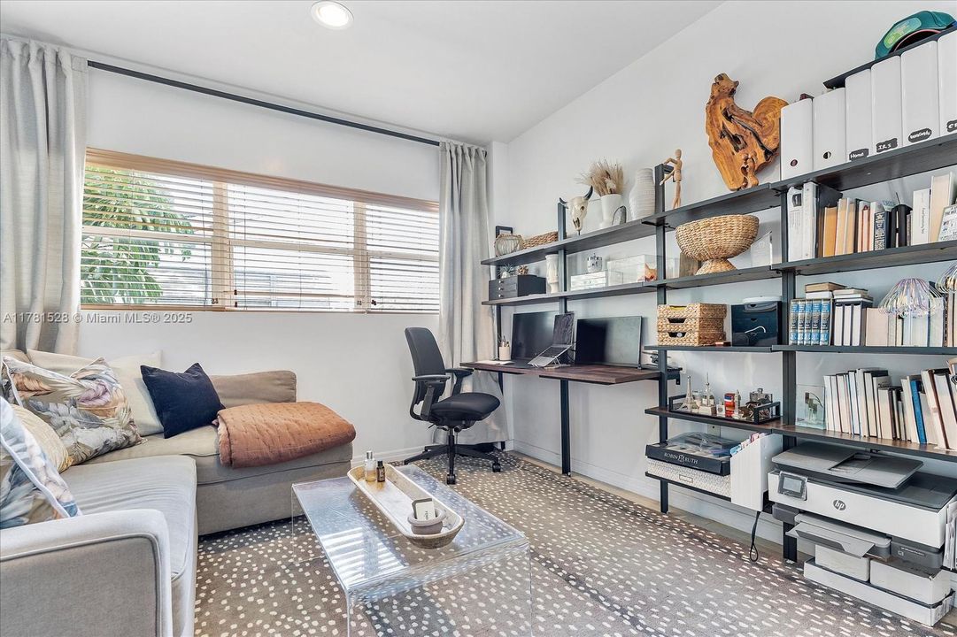 最近租的: $5,300 (3 贝兹, 2 浴室, 1632 平方英尺)