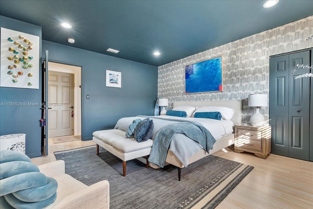 最近租的: $5,300 (3 贝兹, 2 浴室, 1632 平方英尺)