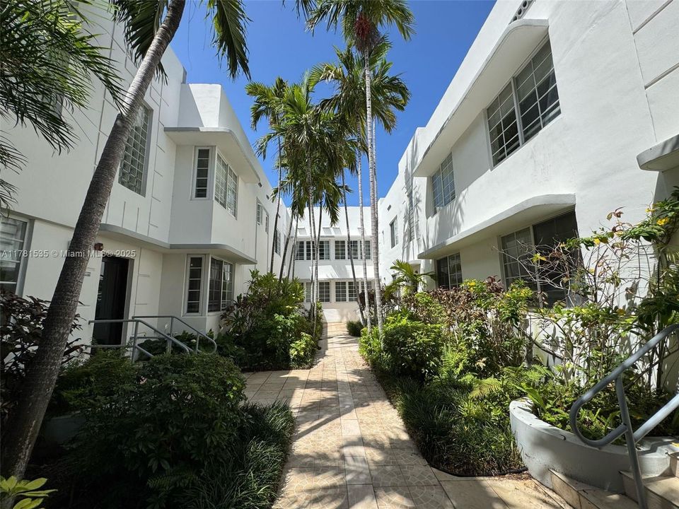 En Venta: $229,000 (0 camas, 1 baños, 497 Pies cuadrados)