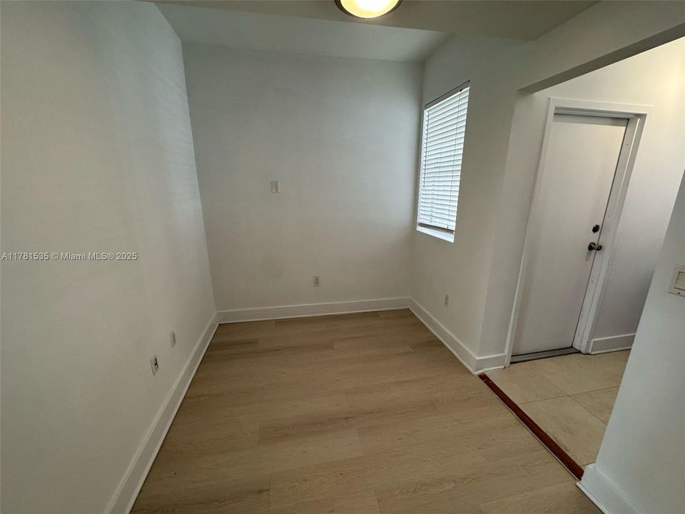 En Venta: $229,000 (0 camas, 1 baños, 497 Pies cuadrados)