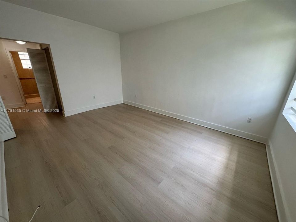 En Venta: $229,000 (0 camas, 1 baños, 497 Pies cuadrados)