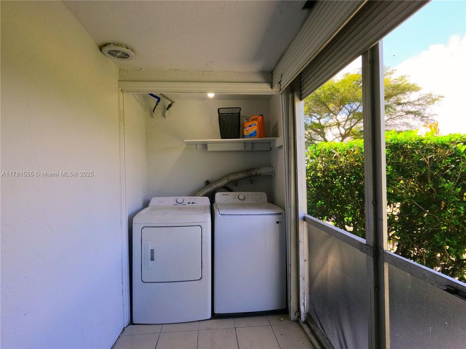 Recently Rented: $2,200 (2 beds, 2 baths, 1020 Square Feet)