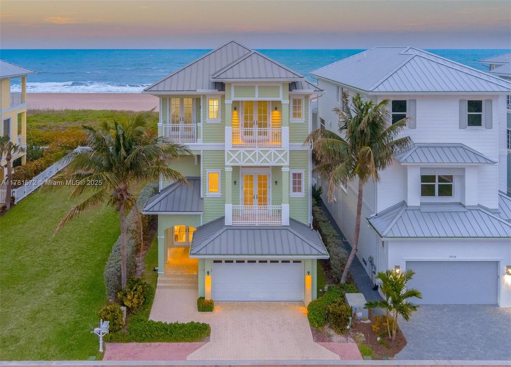 For Sale: $3,095,000 (5 beds, 4 baths, 3886 Square Feet)