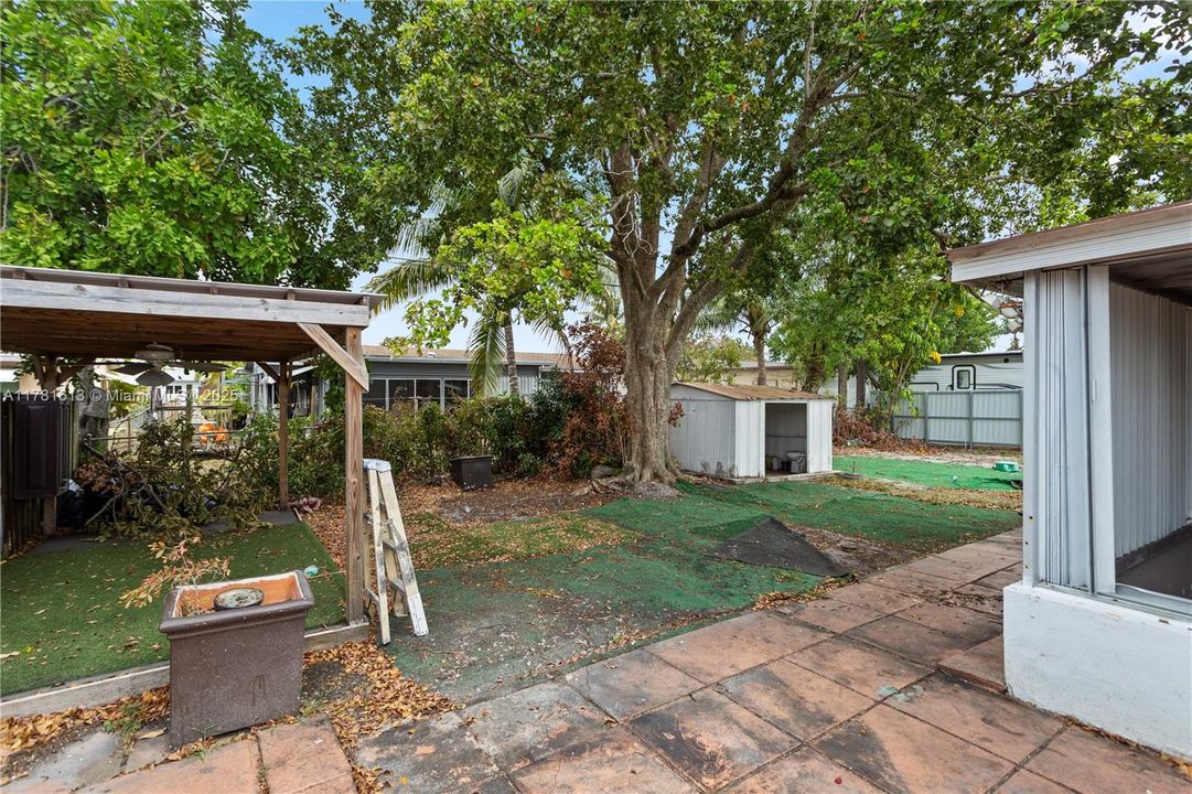 Недавно продано: $485,000 (2 спален, 2 ванн, 1057 Квадратных фут)