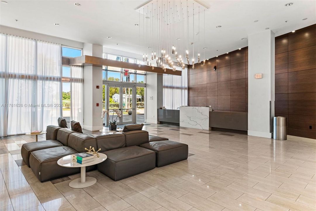 For Sale: $3,100,000 (3 beds, 2 baths, 2090 Square Feet)